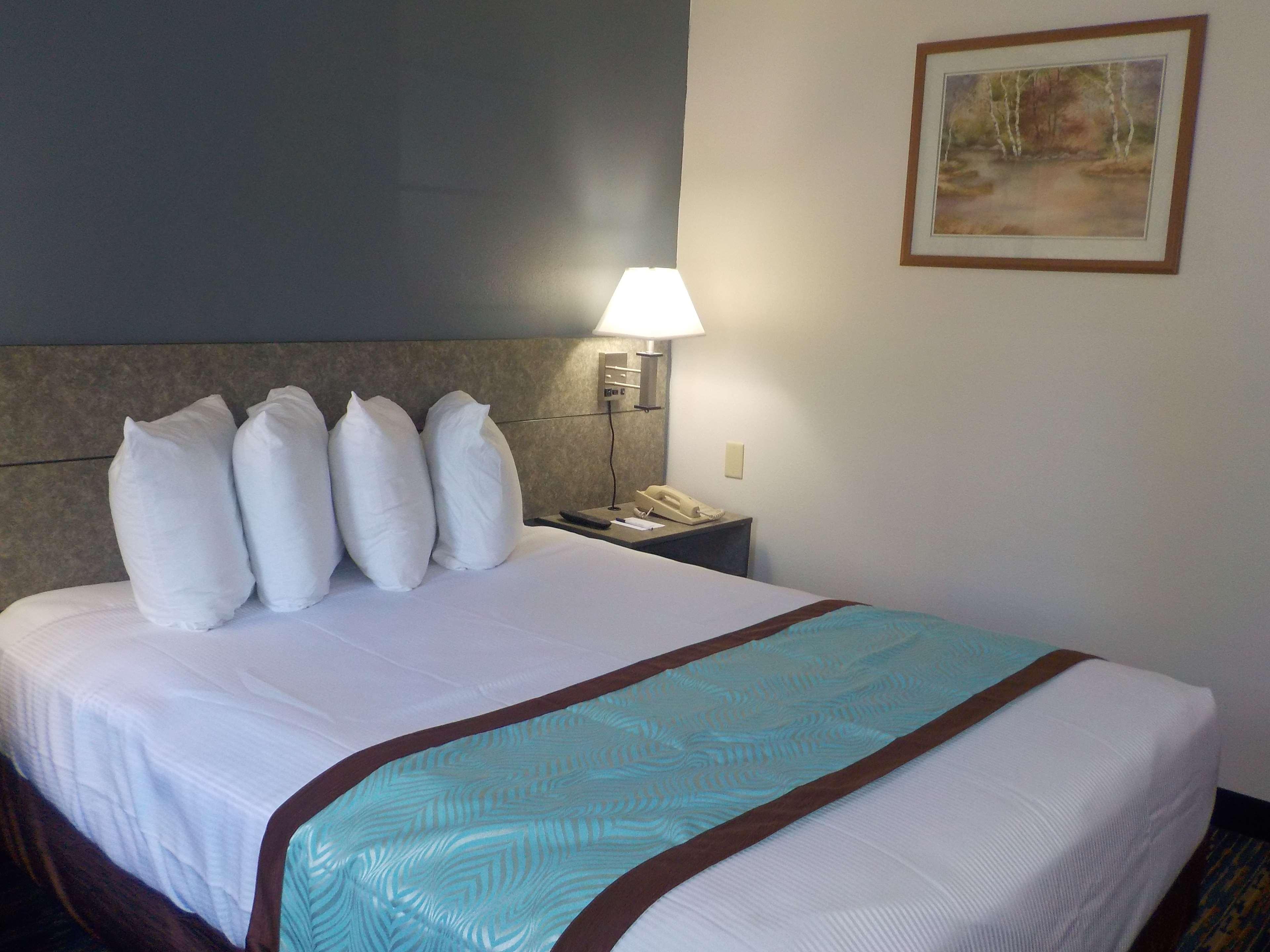Mj Inn And Suites Marienville Δωμάτιο φωτογραφία