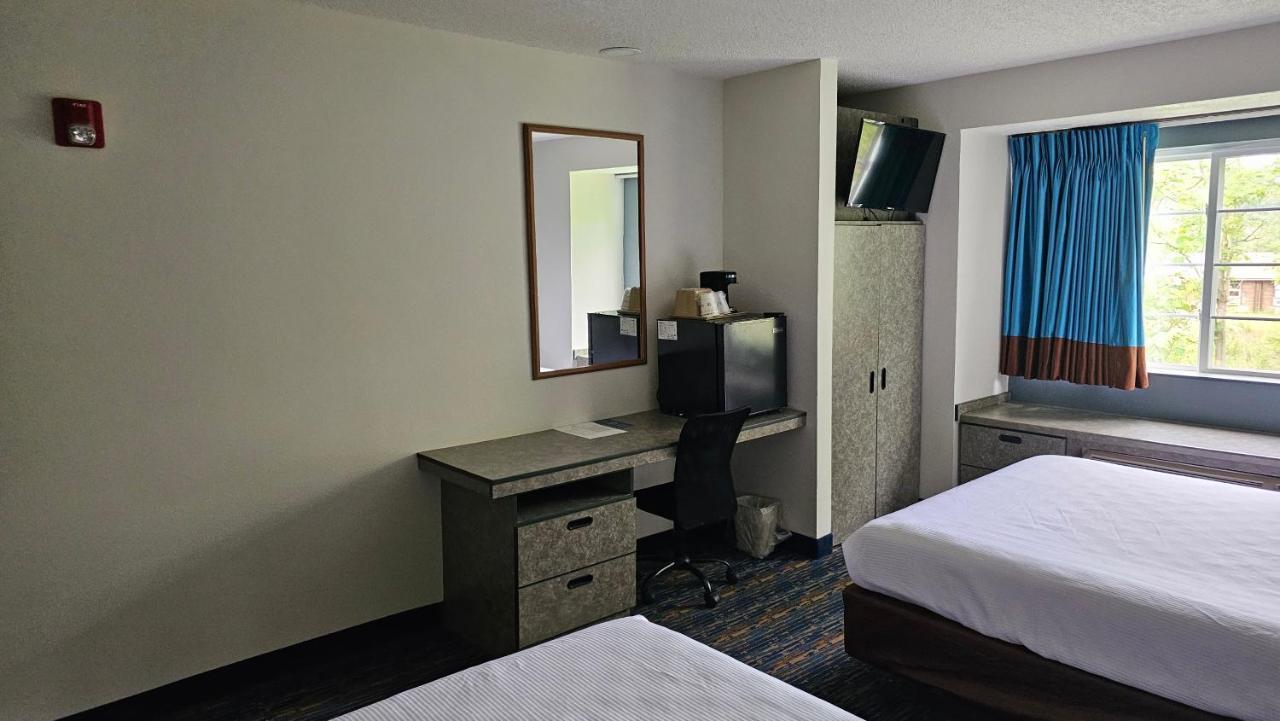 Mj Inn And Suites Marienville Εξωτερικό φωτογραφία