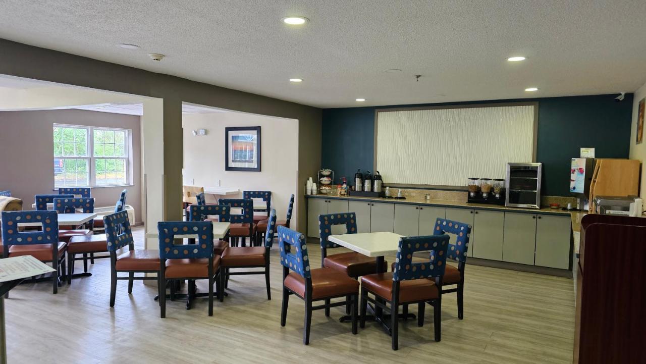 Mj Inn And Suites Marienville Εξωτερικό φωτογραφία